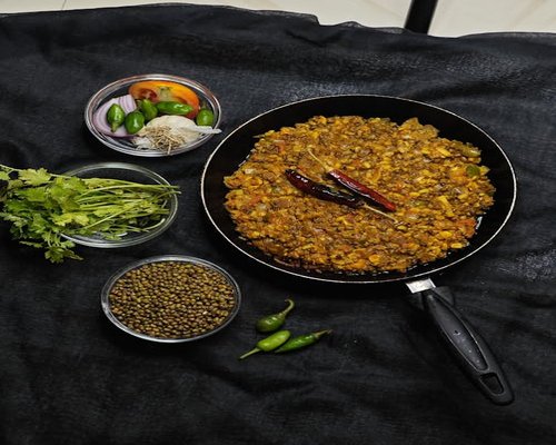indian dal tadka with garlic and spices